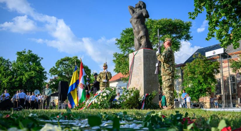 Papp László: szomorú, mégis jelentőségteljes a trianoni békeszerződés aláírásának évfordulója – fotókkal, videóval