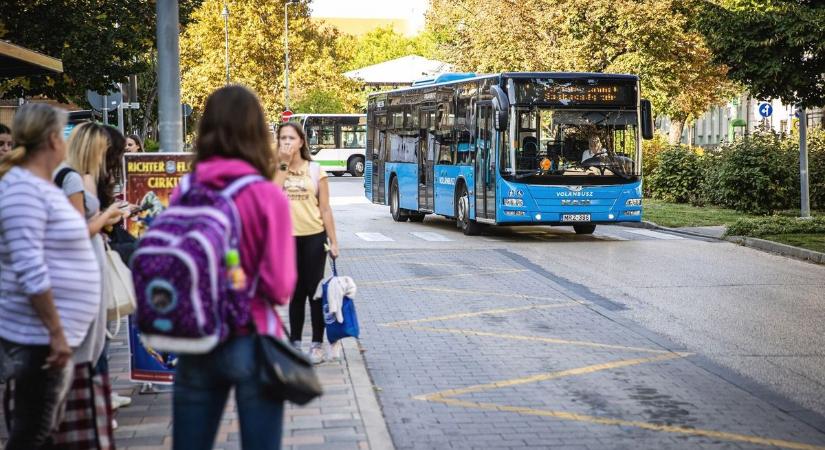 Nem működik a terminál, nem utazhat az utas? Furcsa helyzetbe keveredett olvasónk