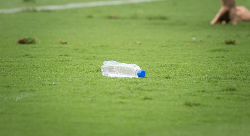 A FIFA kitiltotta a műanyag palackokat a világbajnokság stadionjaiból