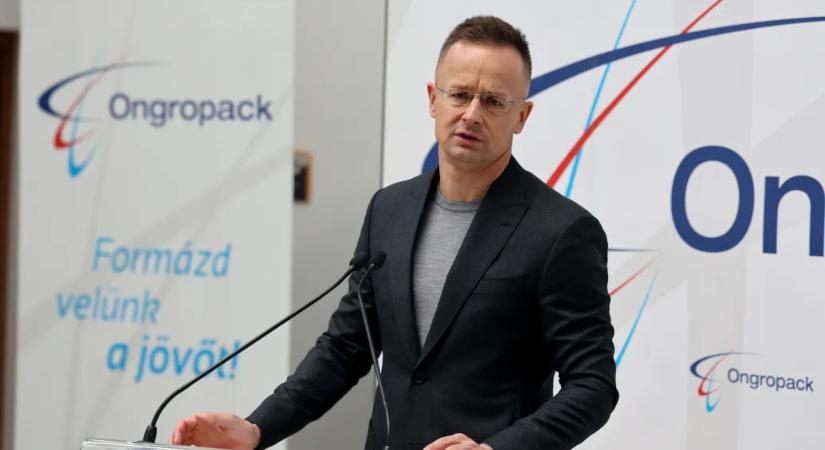 Az Orban-kormány üzleti köreit is alaposan megszórták diplomata útlevelekkel