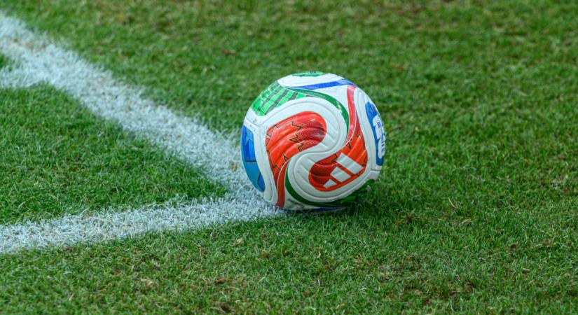 Erre „daj-daj-ozik” Shakira a VB nyitómeccsén