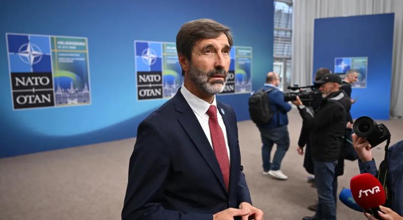 Magyar Péter a saját magával szomszédos Magyarországról beszélt, a szlovák külügyminiszter kioktatta