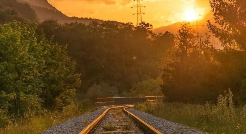 Vonatgázolás: tragédia a miskolci fővonalon, embert ütött el a Szinva InterCity