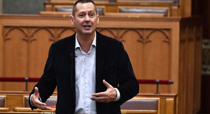 Az MSZP felszólította Molnár Zsoltot, hogy függessze föl a párttagságát