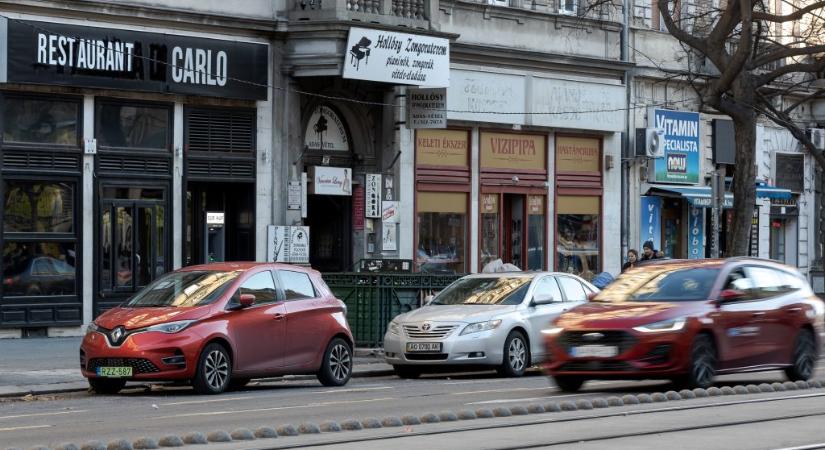 A Telekom átnevezte a kényelmi díjat és néhány másik szolgáltatásokkal kiegészülve visszavezette