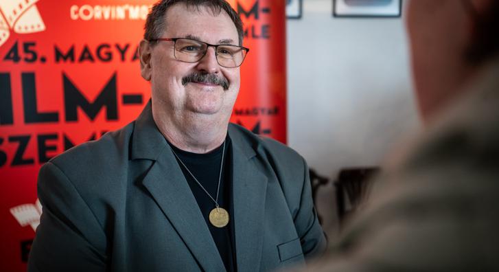 Kovács Kovi István igazi apafigura volt a felnőttfilmes színésznőknél: „Sűrűn jöttek hozzám tanácsért”
