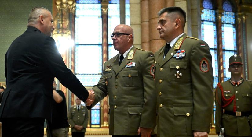 Sándor Zsolt vezérezredes átvette a Honvéd Vezérkar főnöki beosztását