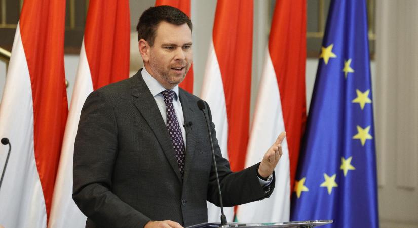 Átvilágítják a Budapest-Belgrád vasúti beruházást