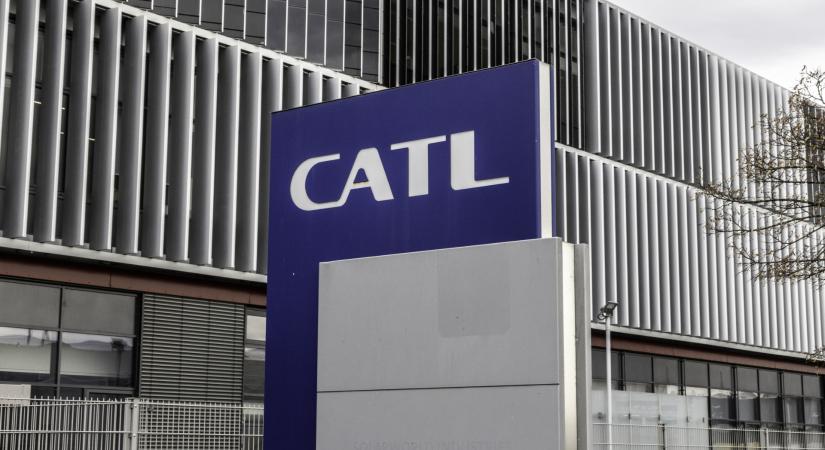 Eljárás indult a CATL ellen, szabálytalanul engedhették a zöld folyadékot a csatornába