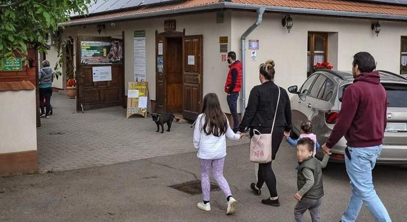 Megrázó tragédia a gyöngyösi állatkertben: 18 évesen távozott a hűséges társ