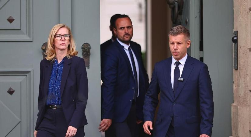 A magyar miniszterelnök irredenta hülyeségeket beszél