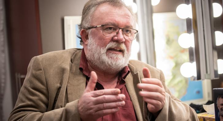 Csuja Imre a visszavonulásáról: Már kellemetlen volt, amikor színpadon fogták a kezemet, hogy felsegítsenek