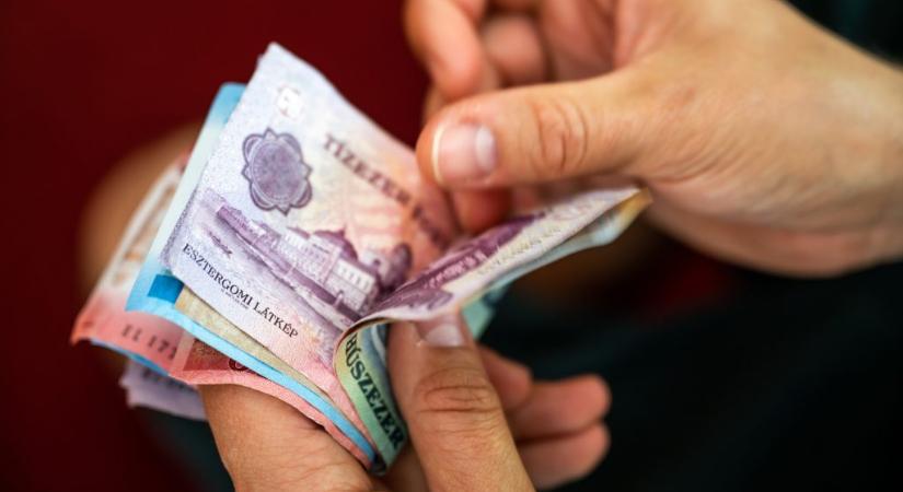Bérszakadék: ötször többet kerestek a Telkiben lakók, mint a tornanádaskaiak