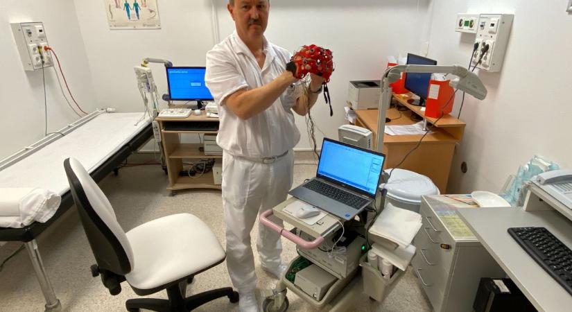 Mobil EEG-készülék segíti a betegeket a Soproni Gyógyközpontban