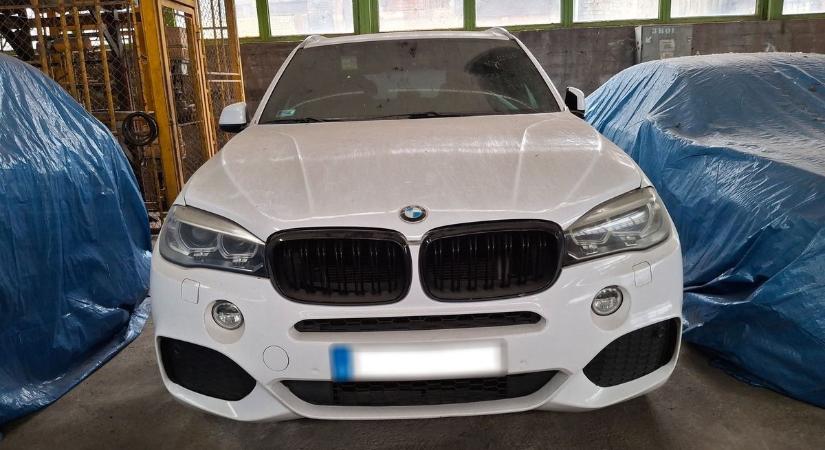 Új szerepben: ez lesz a sorsa a NAV által lefoglalt BMW-nek - fotók