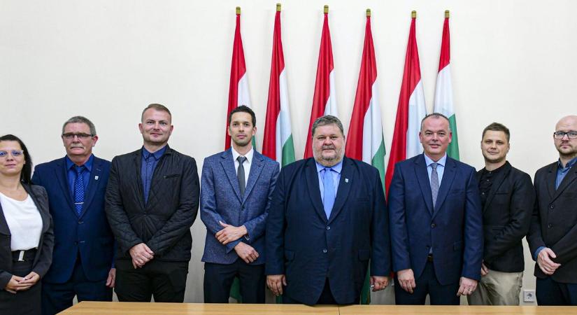 Újabb hevesi község képviselő-testülete szavazott a feloszlásról - mutatjuk, mi történt