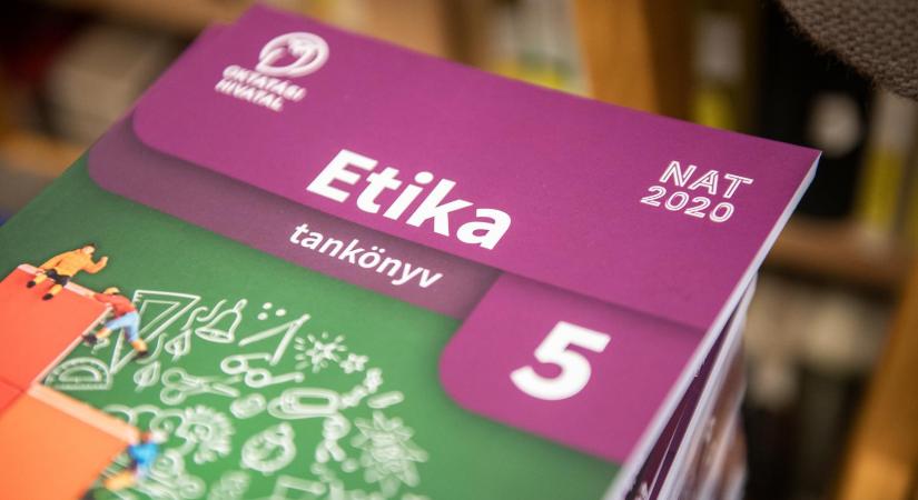Filozófusok állnak ki az etikaoktatás mellett