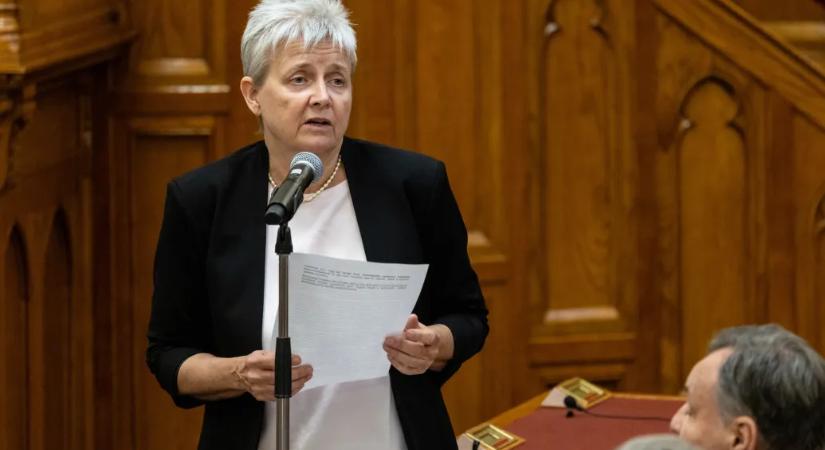 A kormány felülvizsgálja a pedagógusok teljesítményértékelési rendszerét