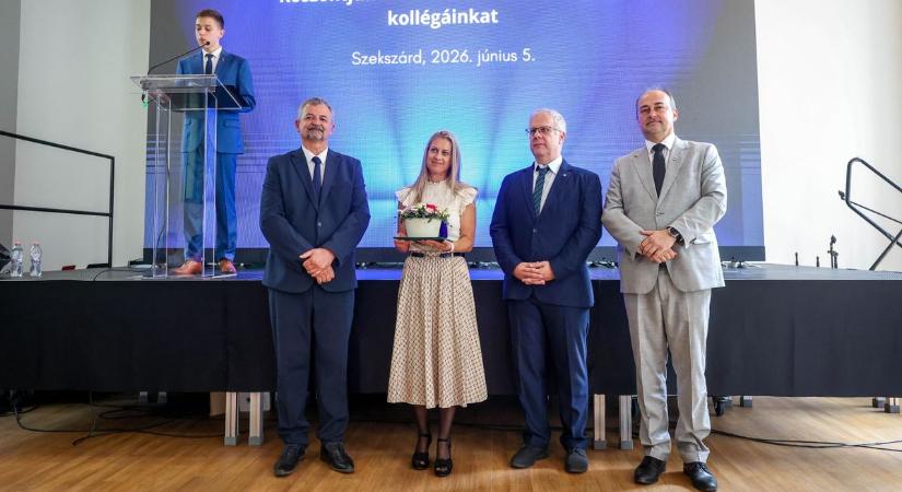 Hősök a katedrán: Szekszárdon ünnepelték a jövő építőit (galéria)