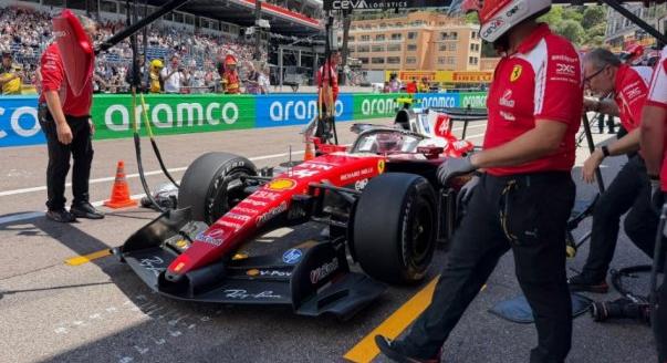 Hamilton az élen péntek este Monacóban