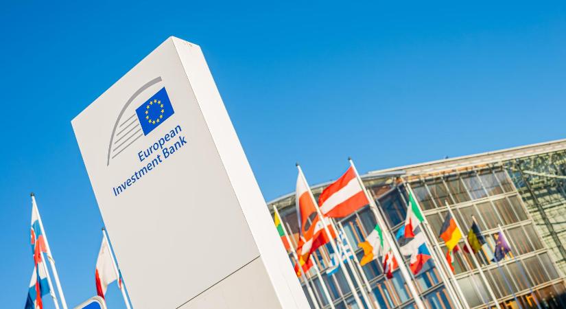 Az Európai Beruházási Bank támogatja „a kormány és a magyar önkormányzatok bátor terveit”