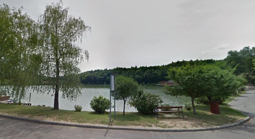 Belefulladt egy 15 éves fiú a Bánki-tóba iskolai kiránduláson