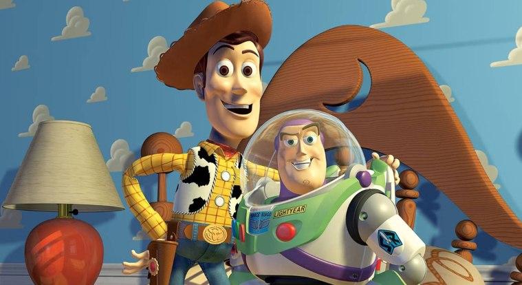 Jön az új Toy Story film, visszatérnek a régi Toy Story-játékok - mit jelent ez a szülőknek?