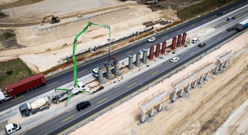 Fontos csomópont épül az M1-es autópályán