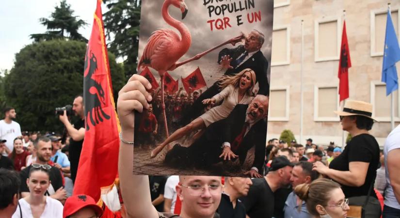 Flamingós forradalom kezdődött Albániában Trump vejének megaprojektje ellen