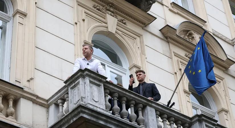 Magyar Péter alázza, gúnyolja a vele egyet nem értőket