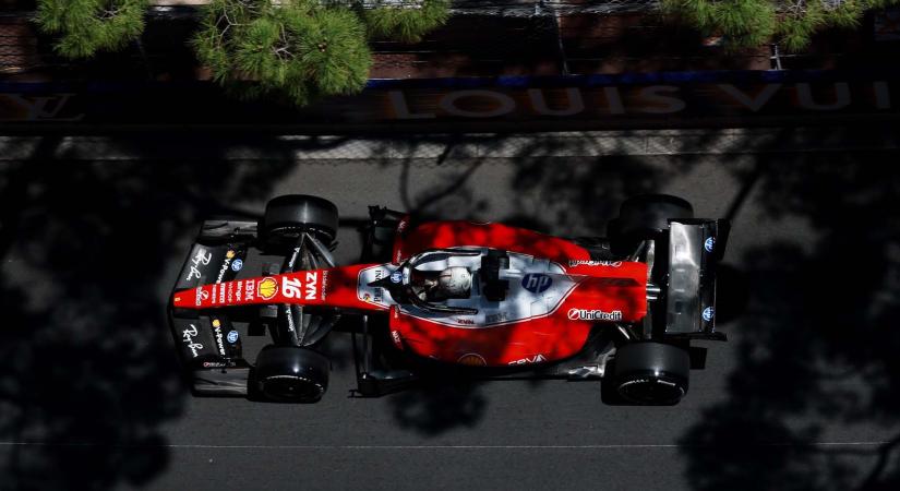Leclerc szoros csatára számít Hamiltonnal és Verstappennel Monacóban
