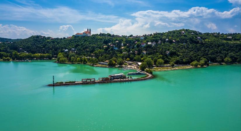 Megbolydult a Balaton két kiemelt pontja