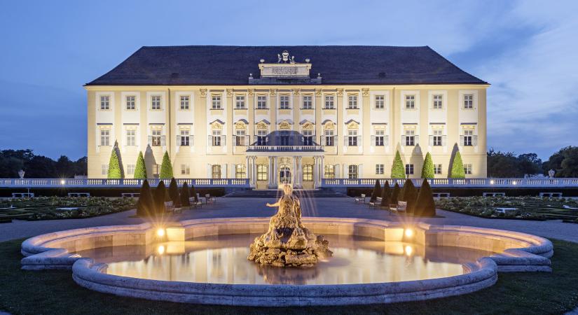 Csodálatos barokk kert 30 percre a határtól – A lenyűgöző Schloss Hof – fotók