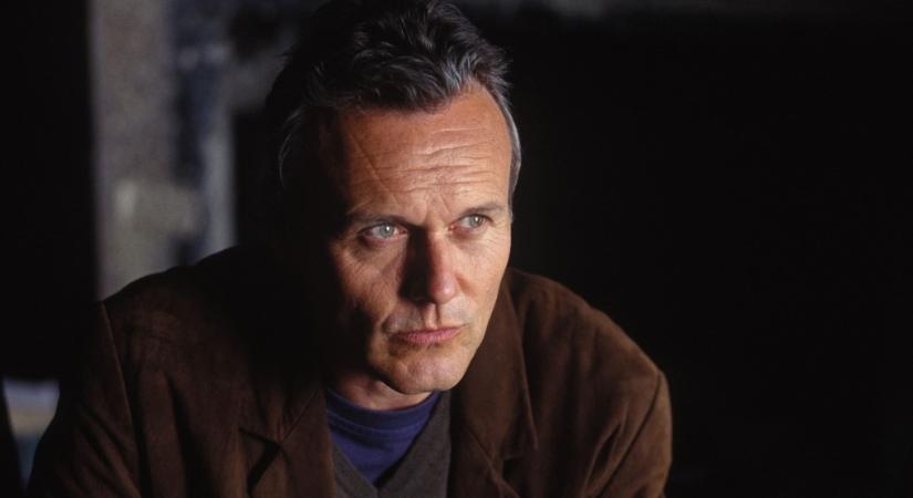 Meghalt Anthony Head, a Buffy és a Ted Lasso sztárja: Sarah Michelle Gellar megható sorokkal búcsúzik