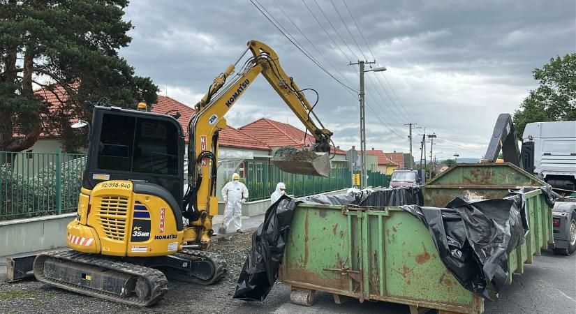 Azbeszt – Nem gatyázott Zalaegerszeg, felszedett két teljes utcát