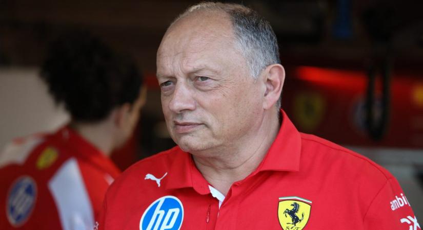 A Ferrari csapatfőnöke orvosi megfigyelés alá került, kihagyja az időmérőt