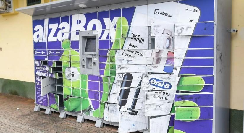 Valami nagyon nem stimmel a csomagautomatákkal, kiderült mi állhat a háttérben