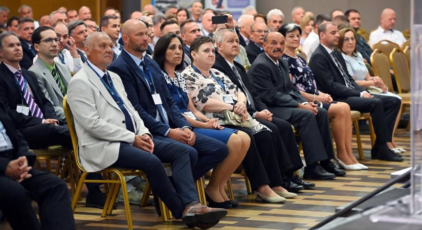 Két dolgozója is rangos szakmai elismerésben részesült az ÉDV Zrt.-nek