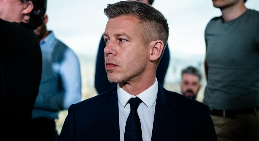 Gyere le te f*szszopó hazaáruló – írta a Vadhajtások Magyar Péternek, a miniszterelnök emiatt üzent Orbán Viktornak