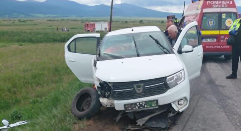Balesetező autóba szorult egy utas Hargita megyében