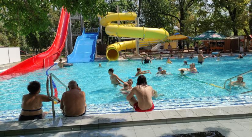 A vásárhelyi fürdő is csatlakozott a Suli a strandon programhoz