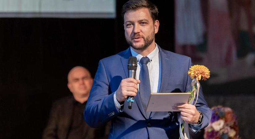Megindult a lavina? – Menekül a hírhamisító Papp Dániel!