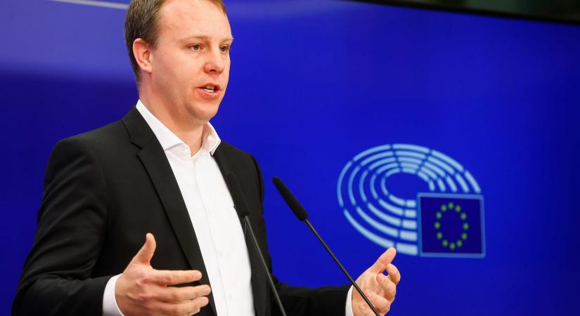 Brüsszel újra üzent: komoly ára lesz az uniós források hazahozatalának