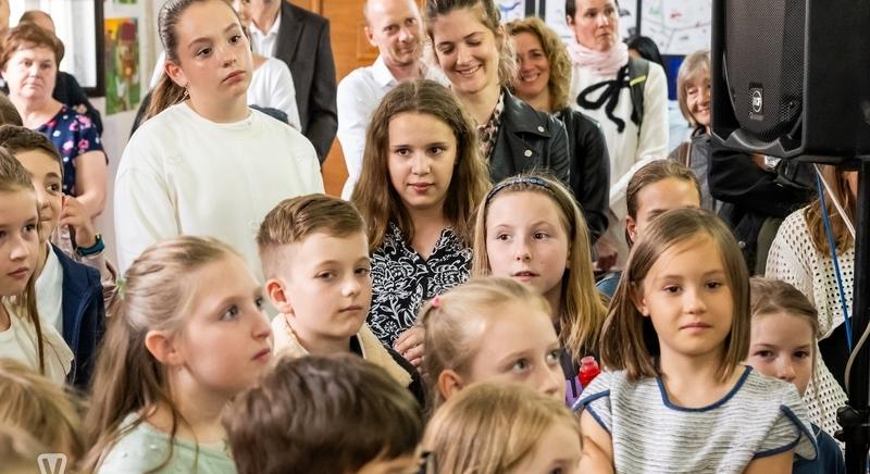 Plafonig érő csodák - képzőművészet tanszakos diákok évzáró tárlata Sárváron