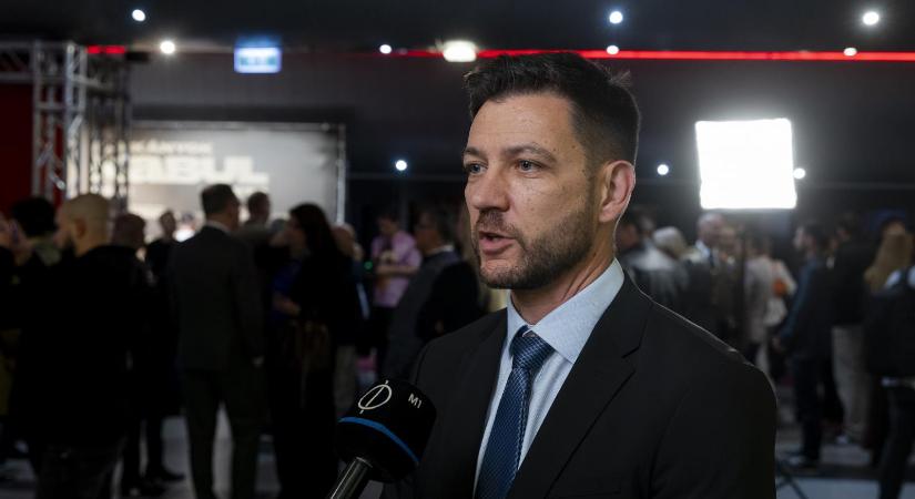 Hadházy Ákos: A hírhamisító Papp Dániel esetében aligha úszható meg a hűtlen kezelés vádja