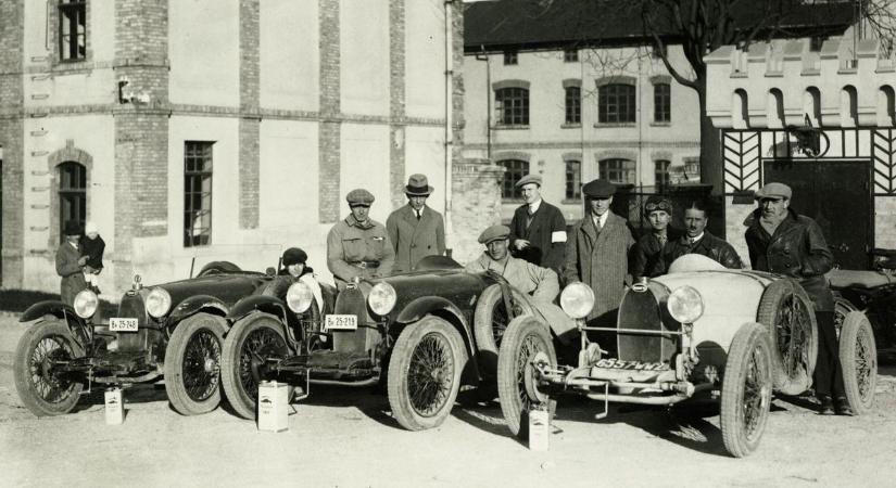 Valaha mopedeket is gyártottak a legendás egri üzemben, ami város volt a városban – egy eltűnt világ története
