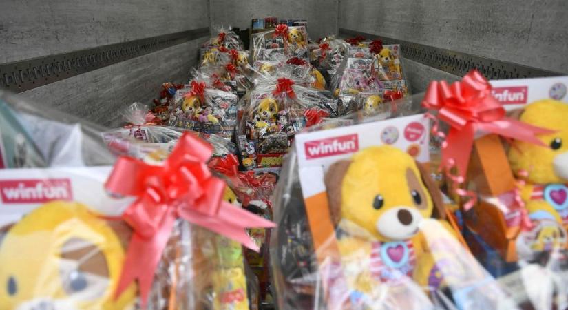Már engedély nélkül lehet vinni adományokat a gyermekotthonokba