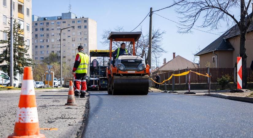 Egy lépéssel közelebb az egyik debreceni utca felújításához