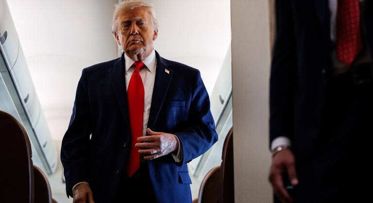 Részesedést szerezne Donald Trump a mesterséges intelligenciával foglalkozó cégekben