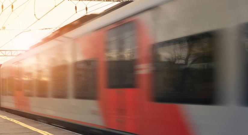 Vonattal ütközött egy autó Ausztriában